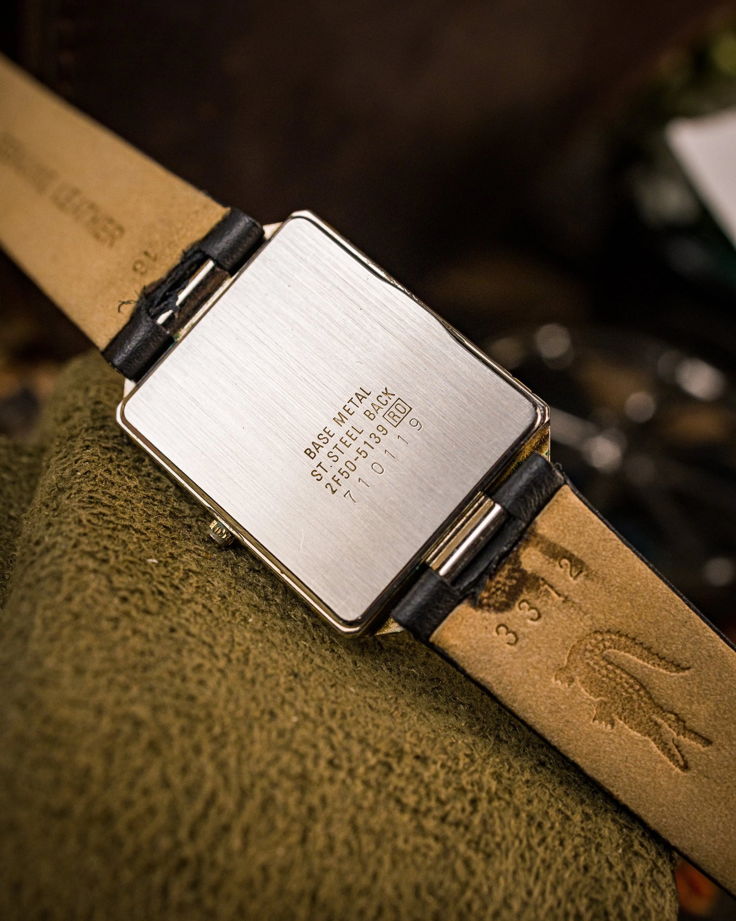 Lassale - Ultra-Thin Quartz - 2F50-5139