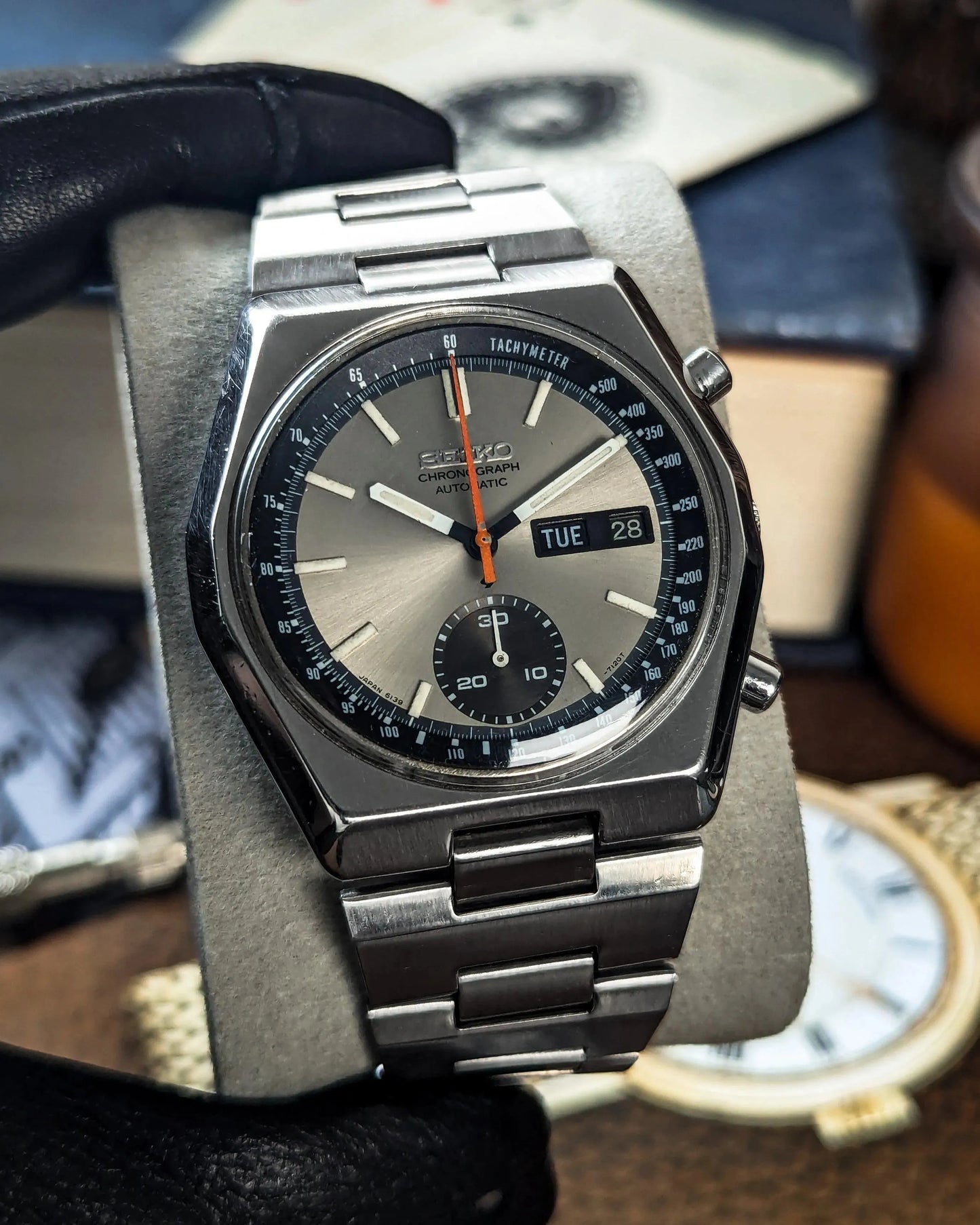 Seiko Hexa Chronograph - Veteran Times Int