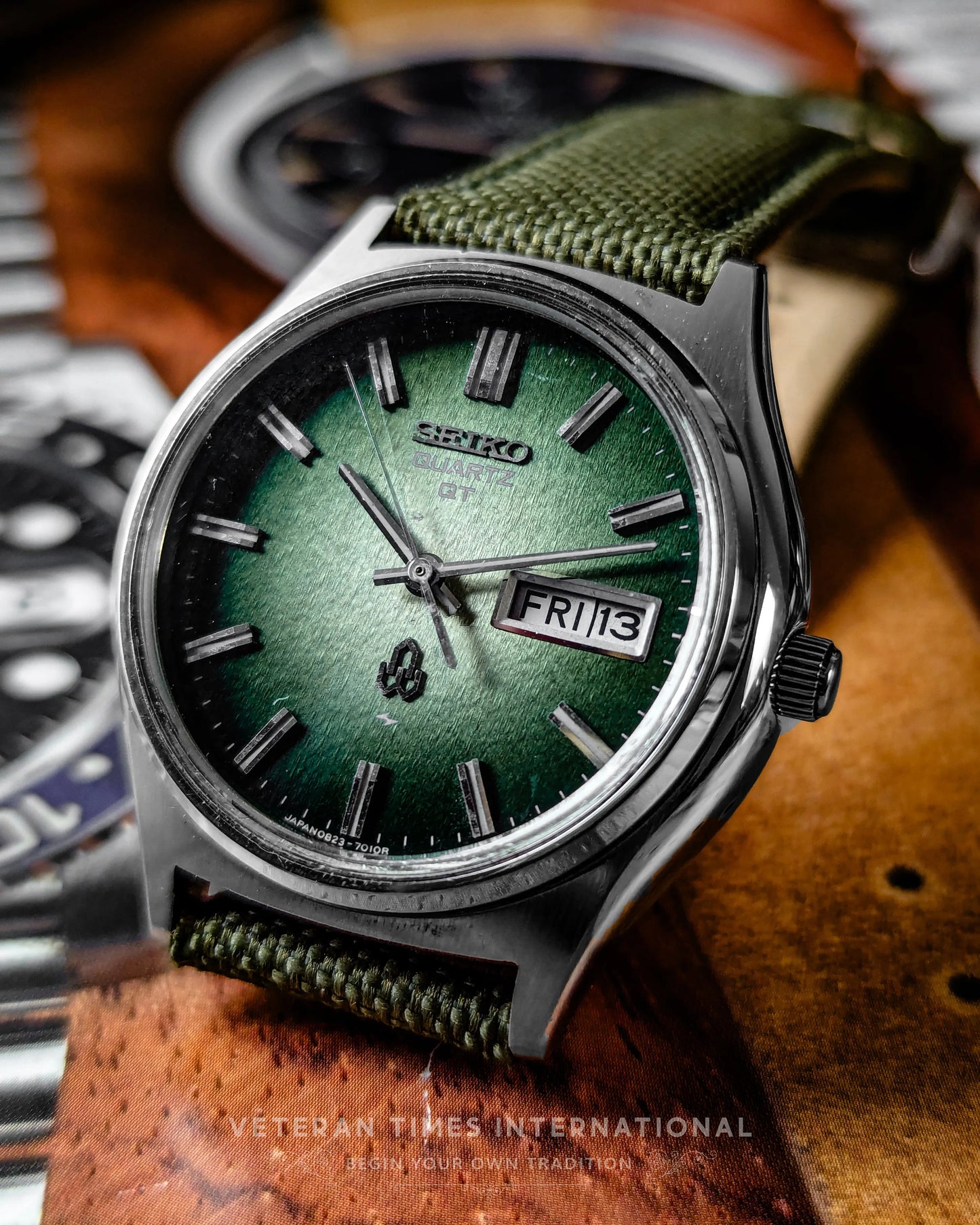 Seiko Quartz QT 0823-7000
