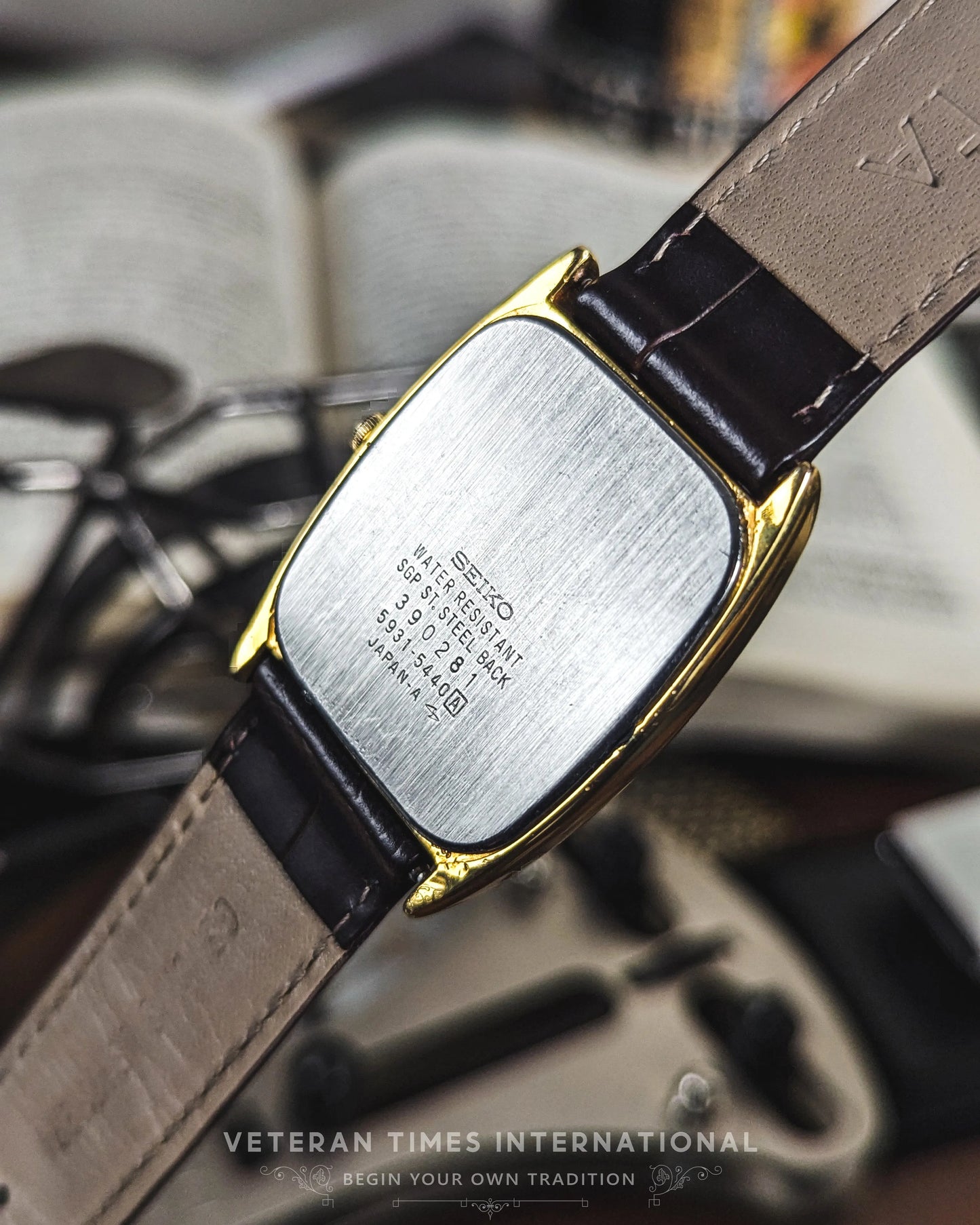 Seiko Quartz - 5931-5440