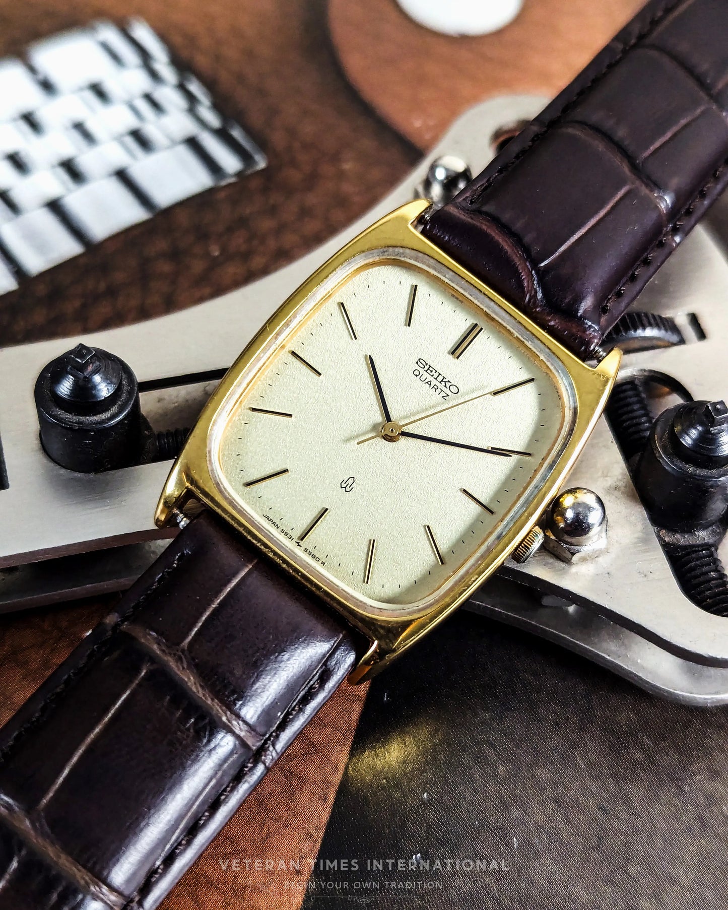Seiko Quartz - 5931-5440
