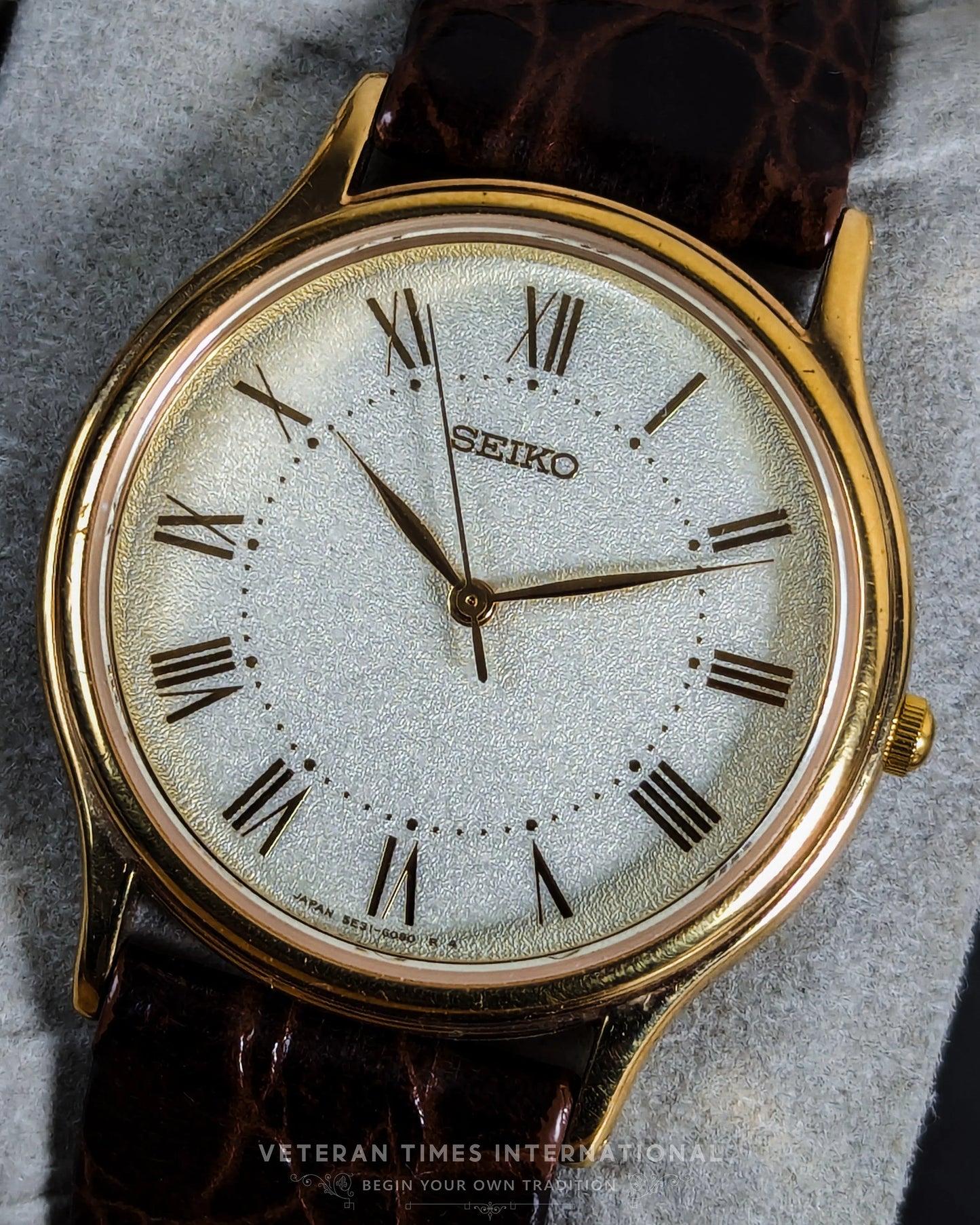 Seiko Quartz - 5E31-6040