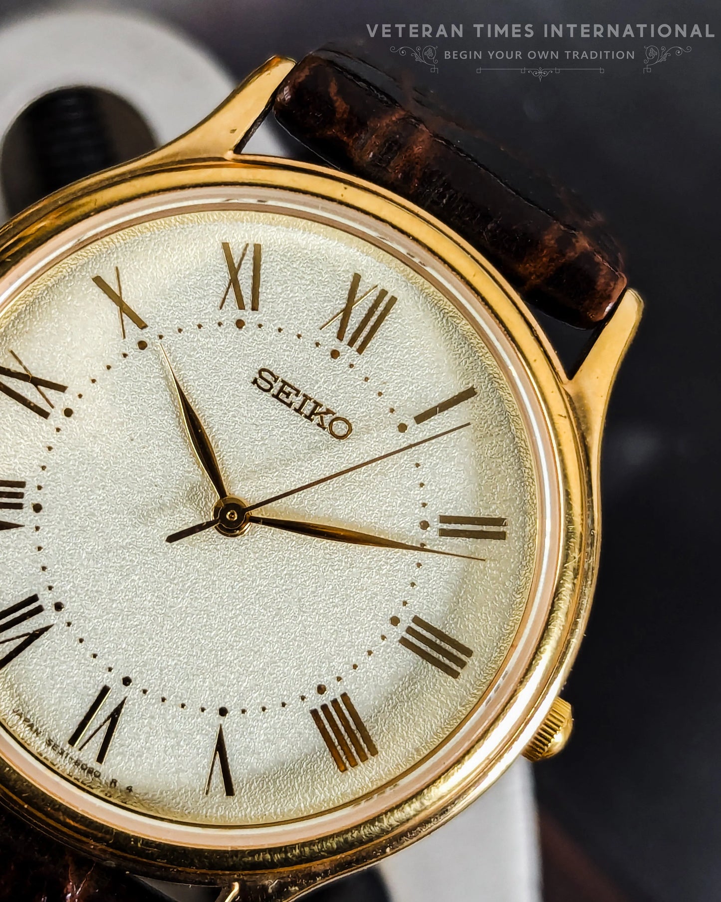 Seiko Quartz - 5E31-6040
