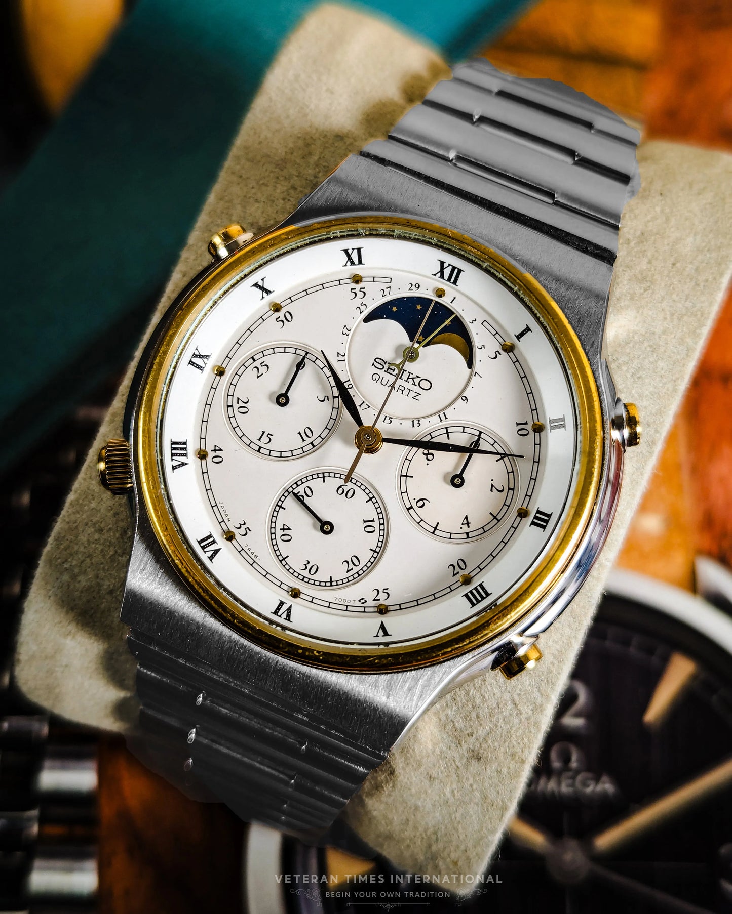 Seiko Cruising Triple Calendar MoonPhase Chrono - 7A48-7000