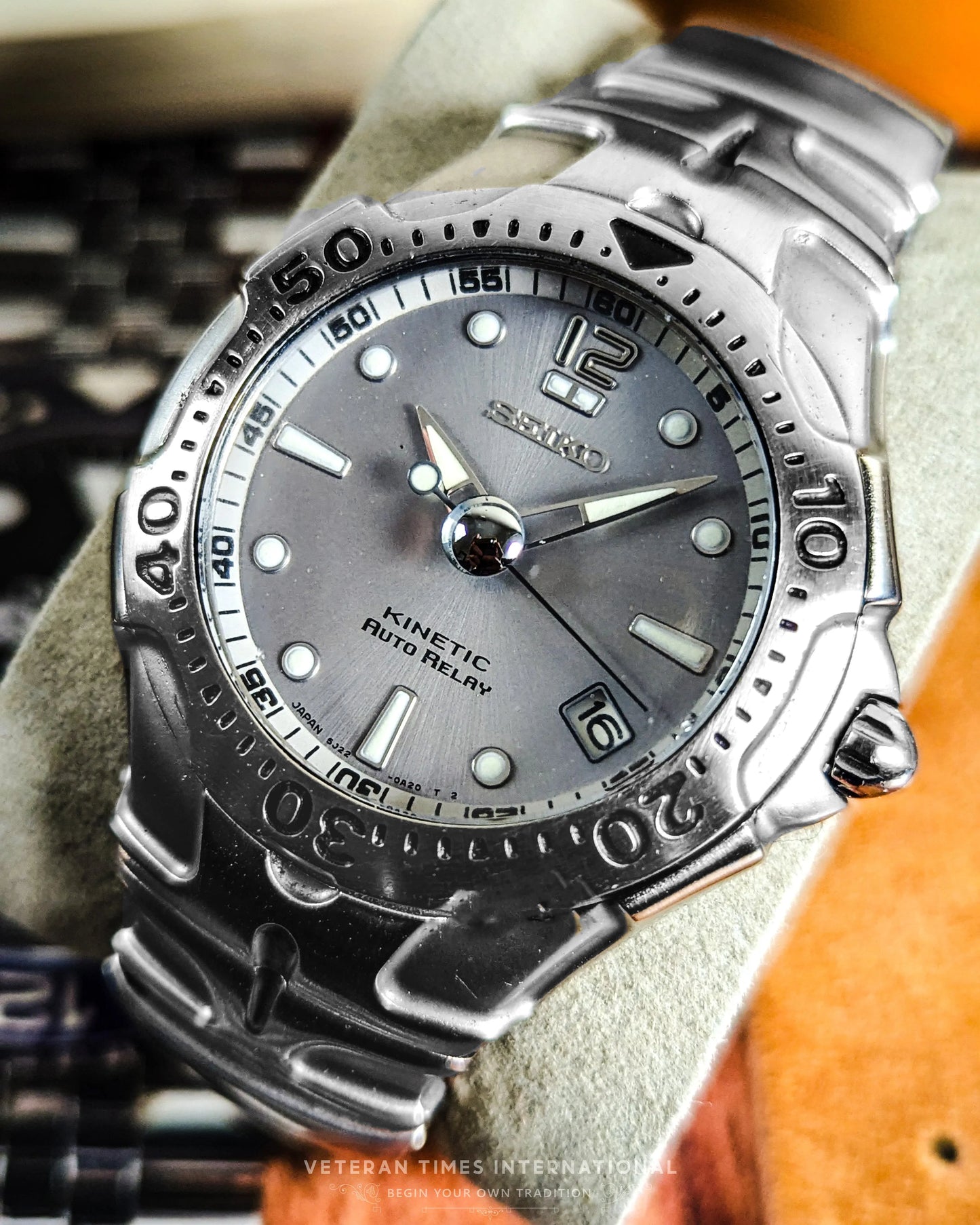 Seiko Kinetic - 5J22-0A60