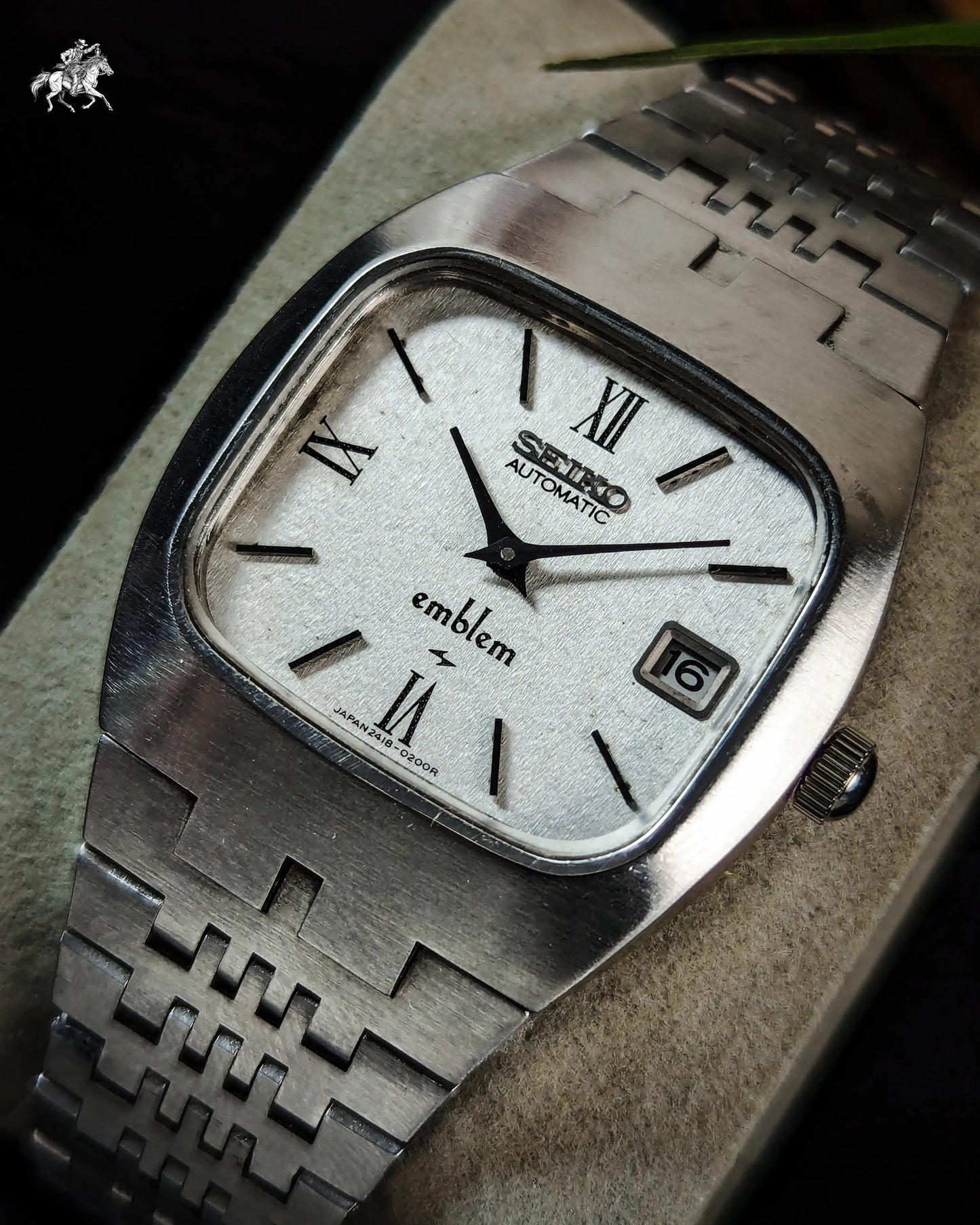 Seiko Emblem - 2418-3020