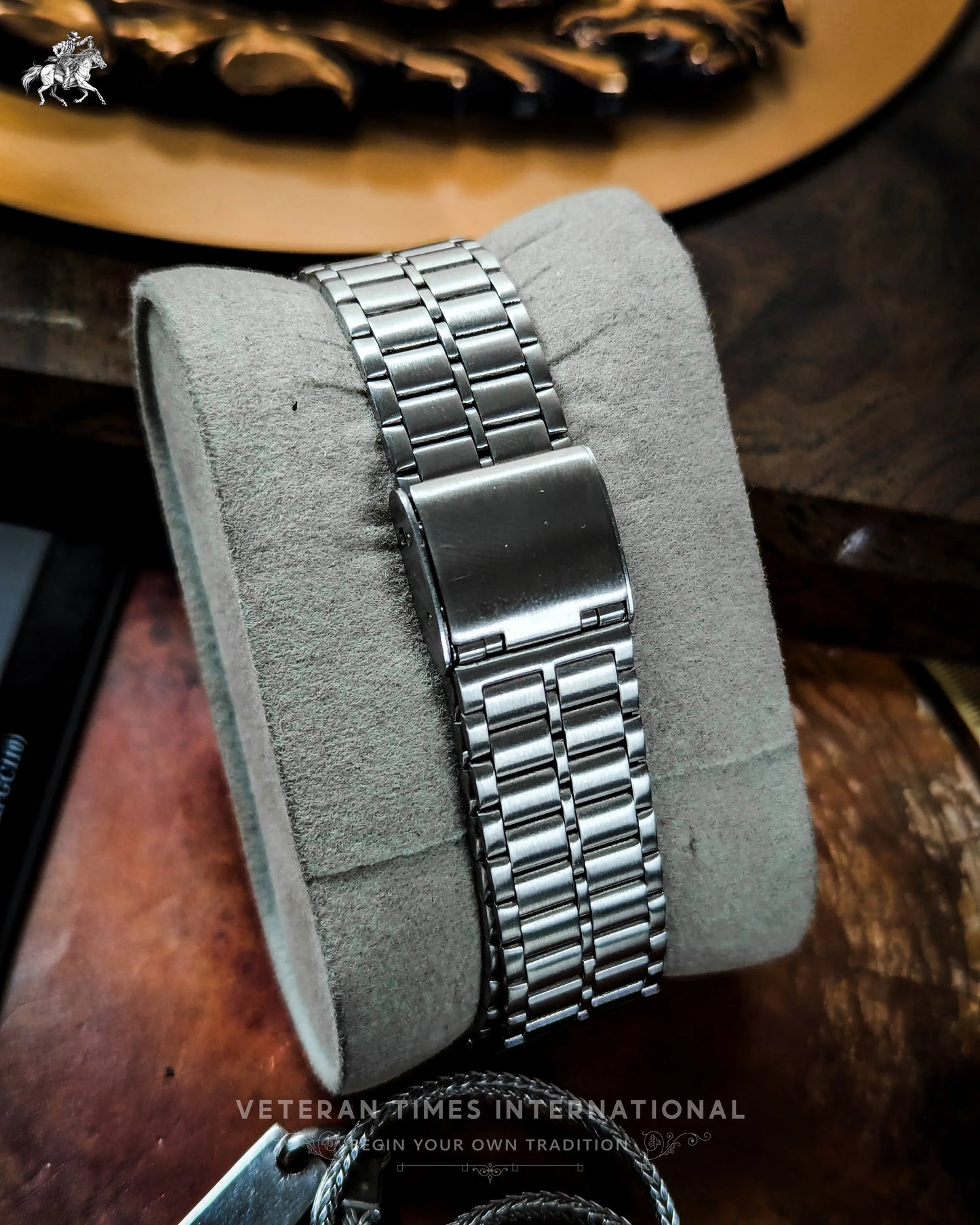 SEIKO King Quartz - 5856-8000