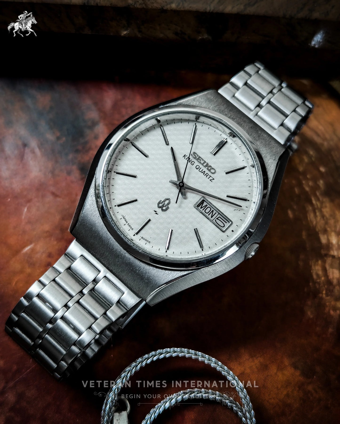SEIKO King Quartz - 5856-8000