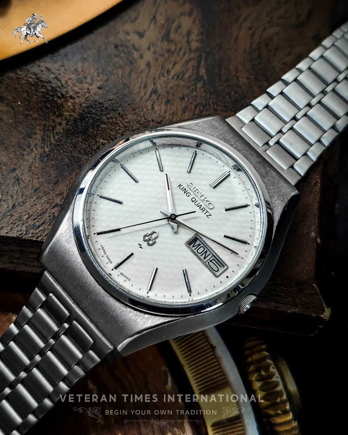 SEIKO King Quartz - 5856-8000