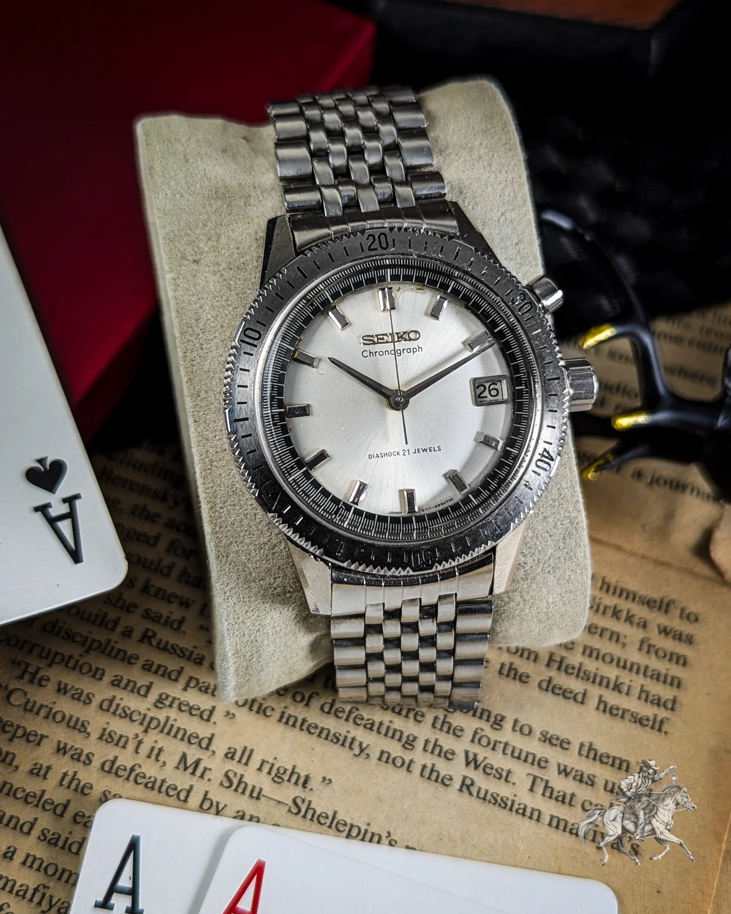 Seiko Mono Pusher Chronograph - 5717-8990