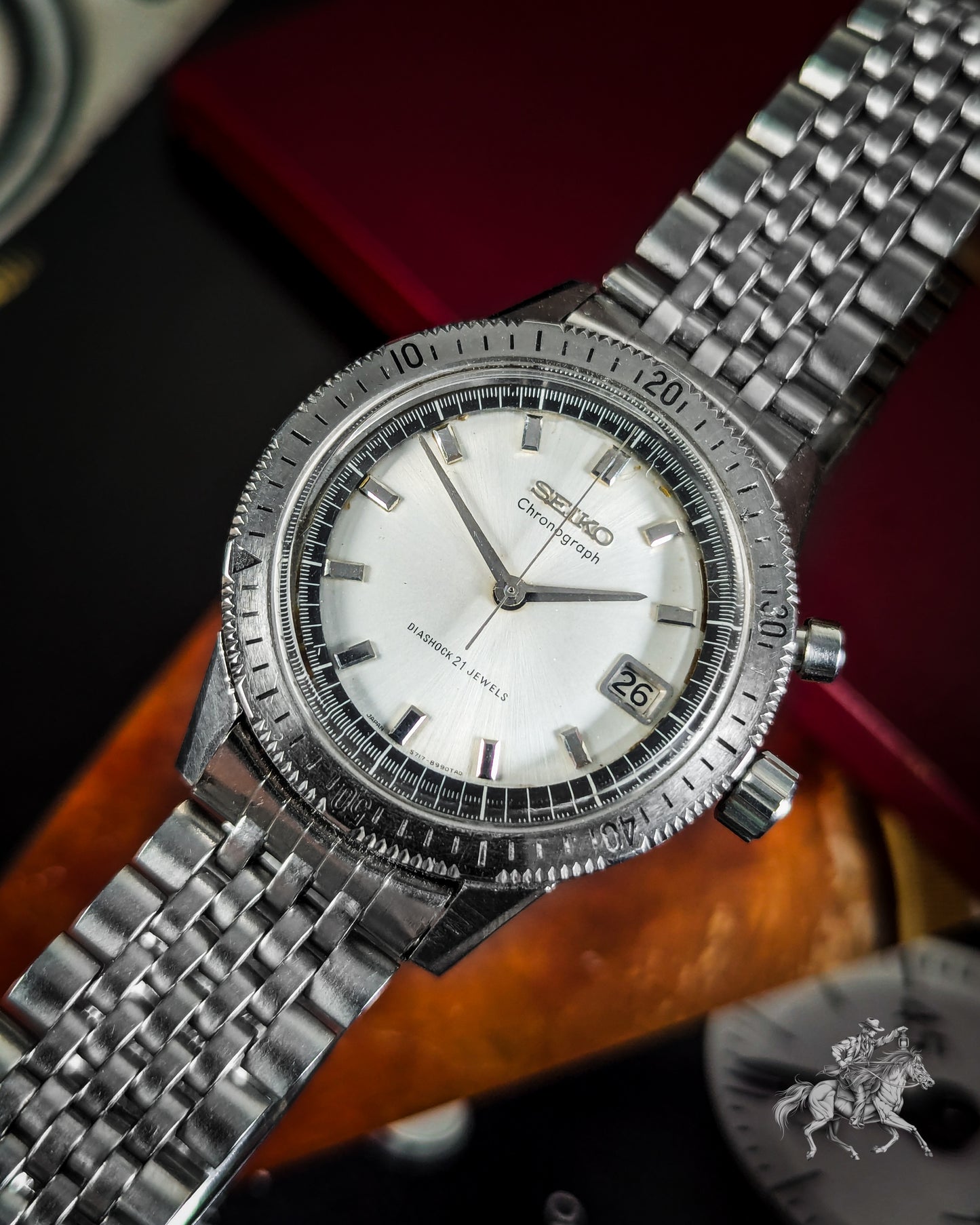 Seiko Mono Pusher Chronograph - 5717-8990
