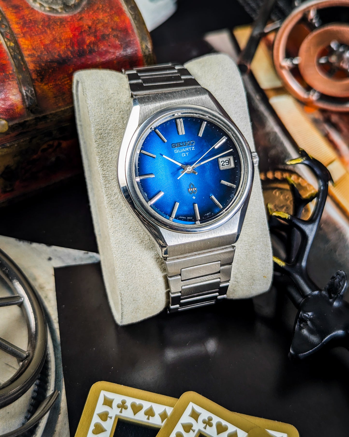 Seiko Quartz QT - 3802 - 7110