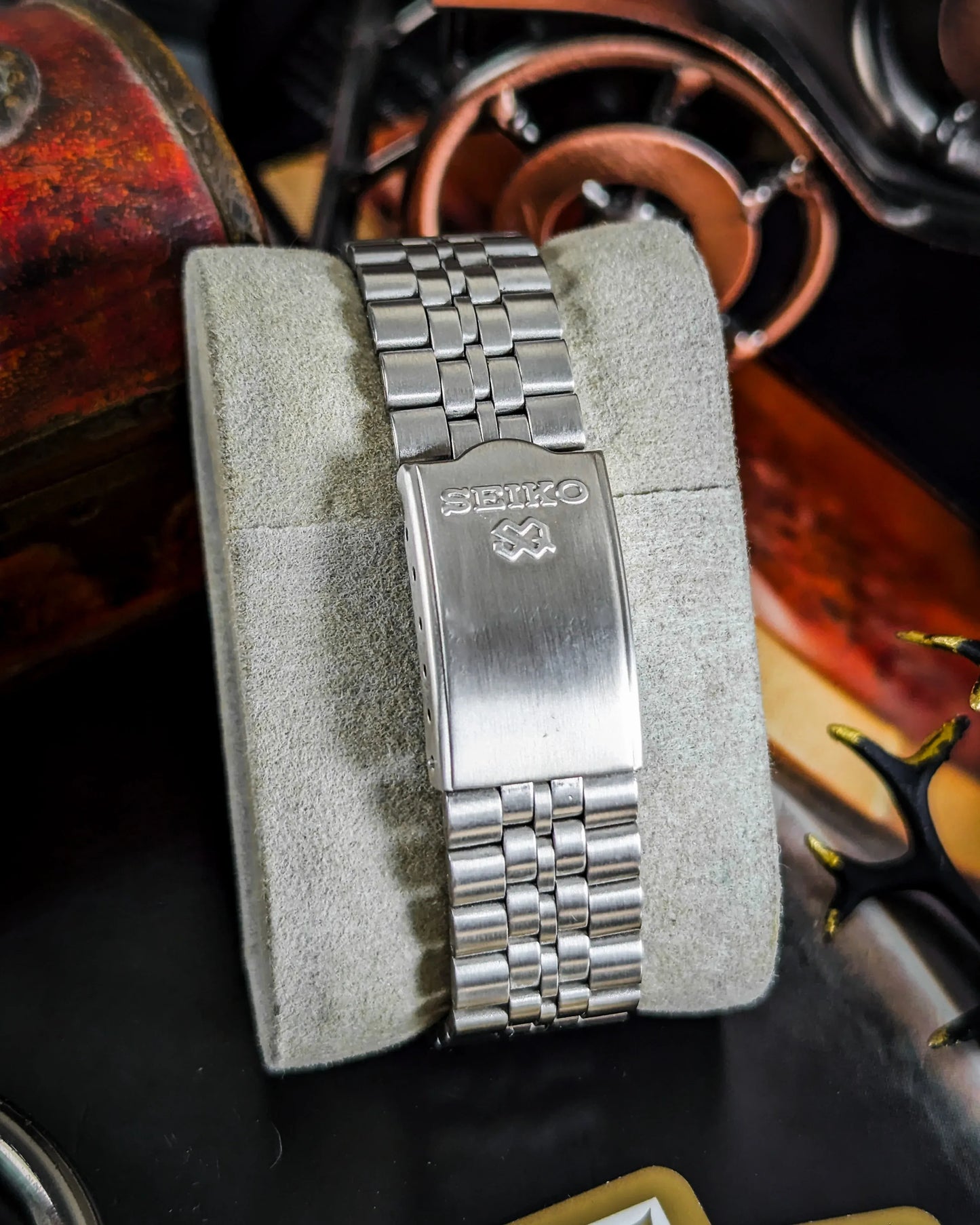 Seiko Quartz SQ - 5Y23-8A11