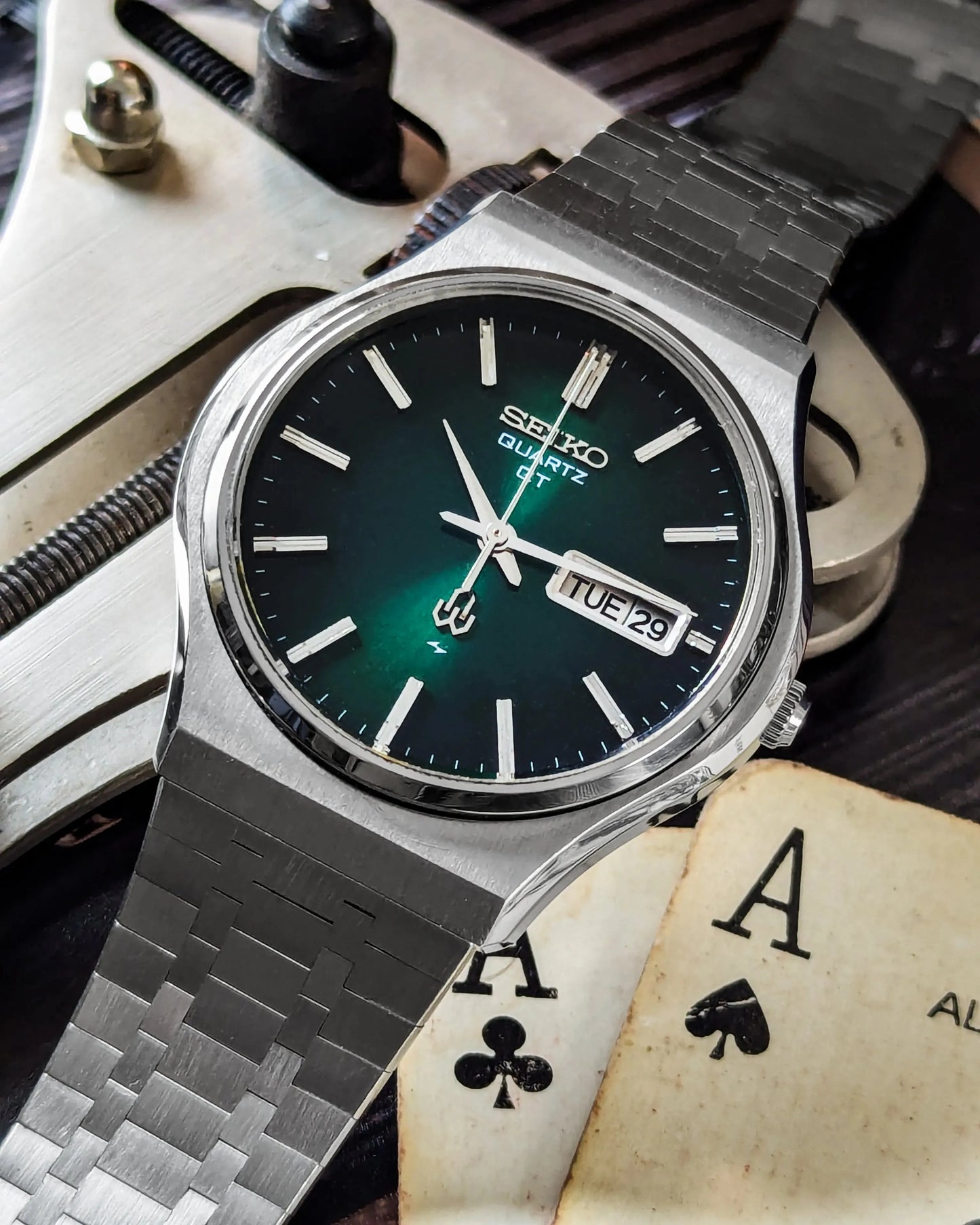 Seiko Quartz QT - Veteran Times Int