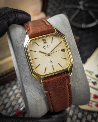 0051VintageSeikoQuartz-5932-5011-_GoldTexturedDial_1980_sJDM_1 - Veteran Times Int
