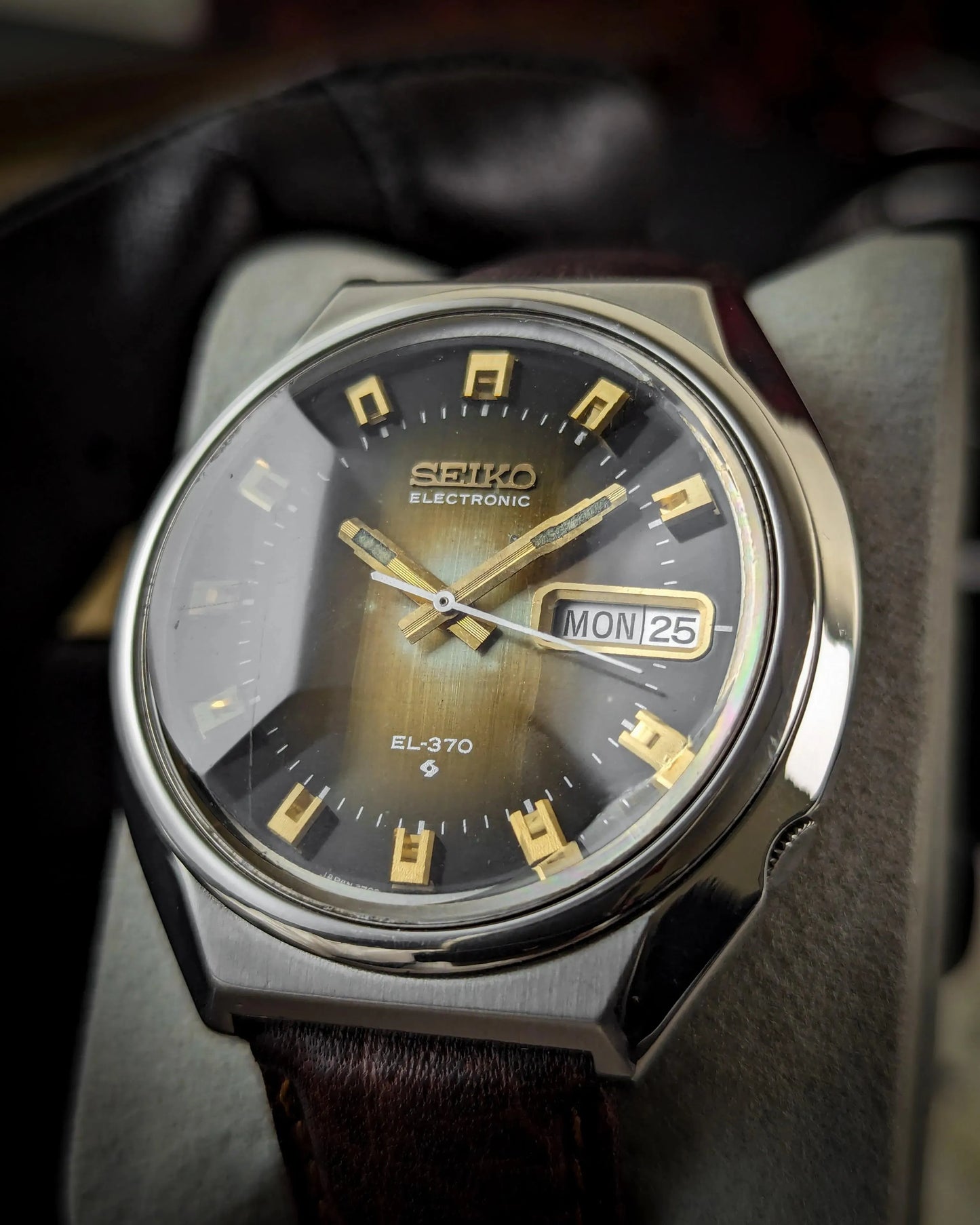 0053VintageSeikoElectron_3 - Veteran Times Int