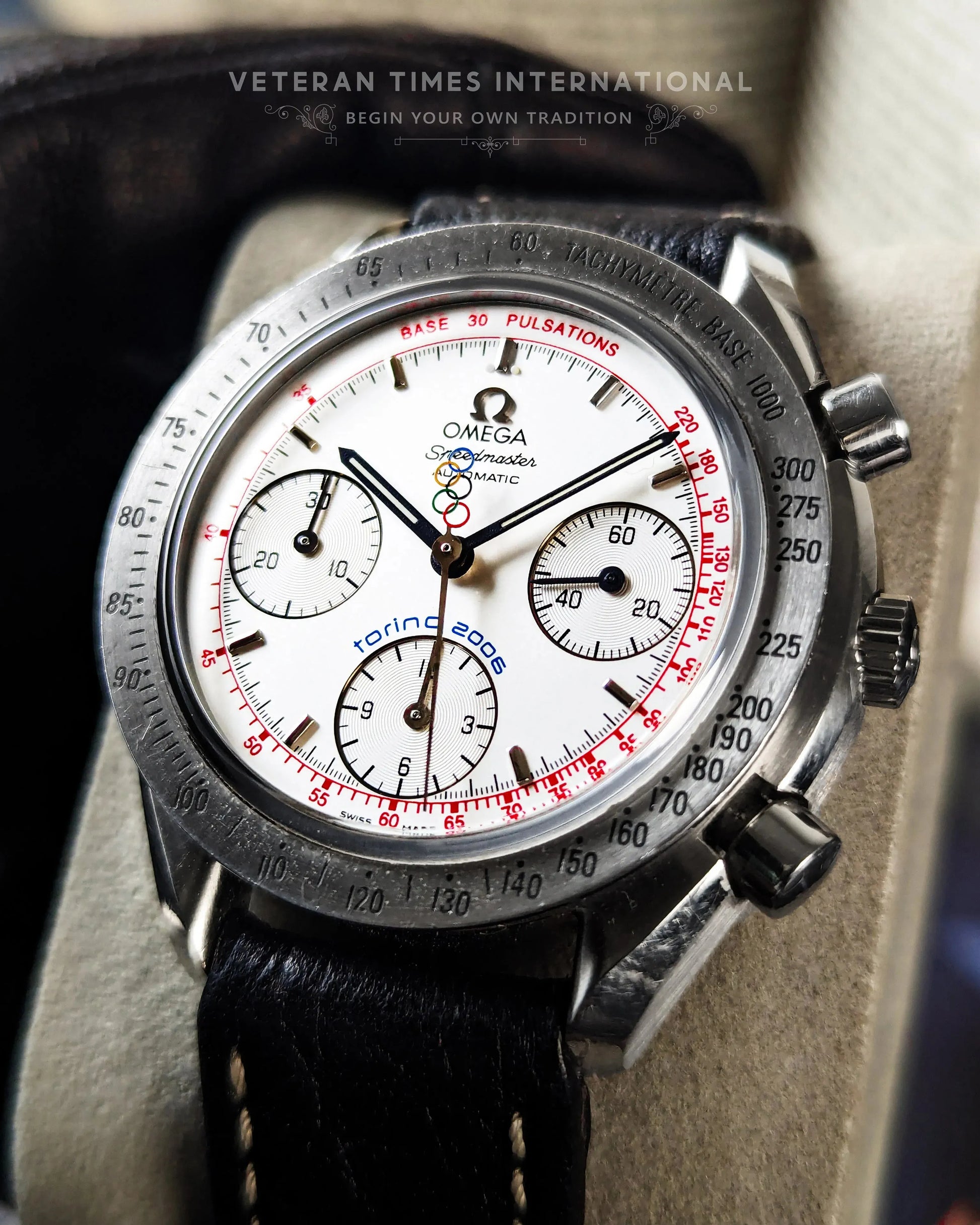 0163_Omega_Speedmaster_-_Torino_Olympics_-_Automatic_Cal.3220A_-_Limited_Edition_-_2006_Swiss4 - Veteran Times Int