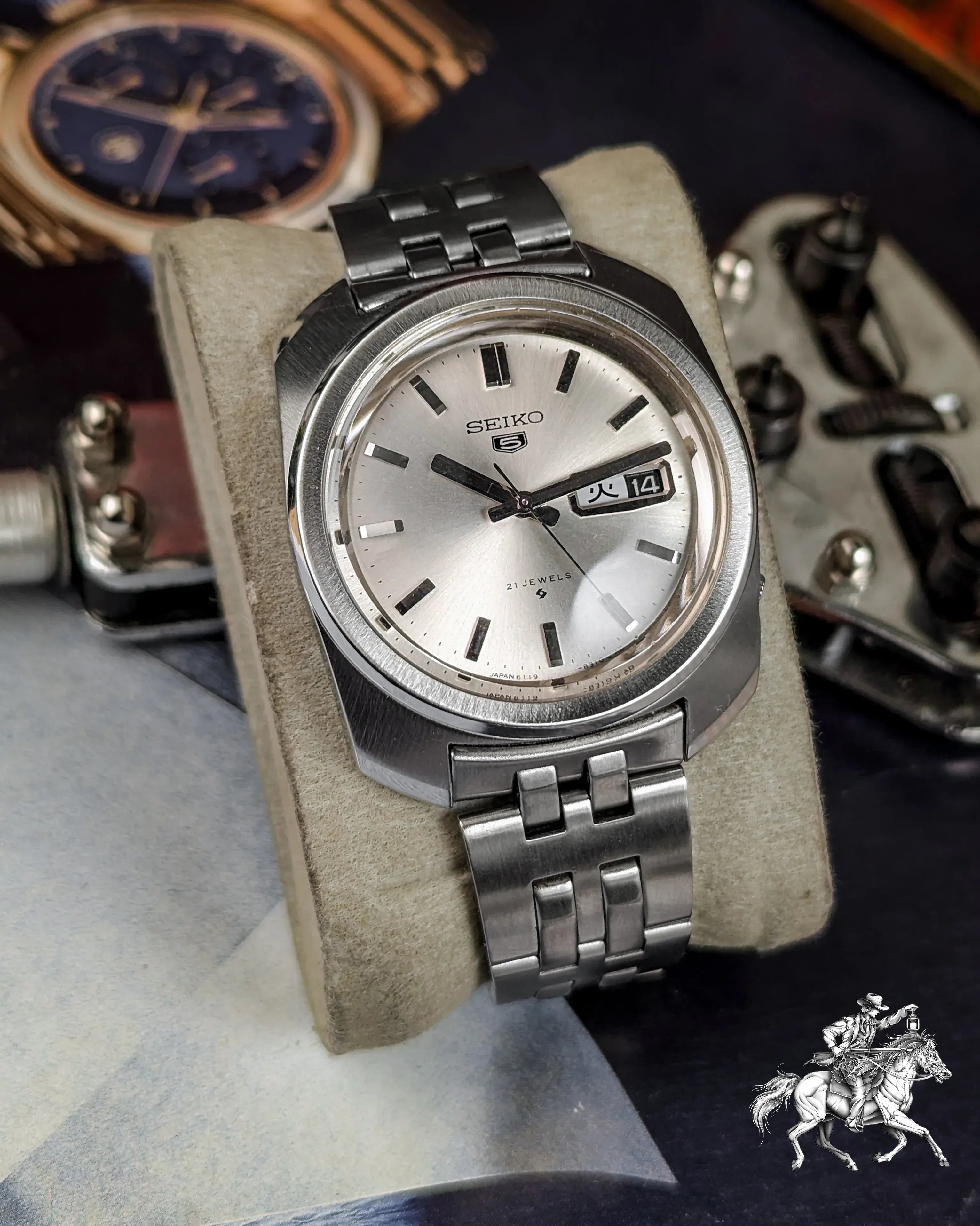 SEIKO 5 自動巻き 6119-8220 時計 本体 Seiko - 5 Automatic - 6119-8220 – Veteran Times Int