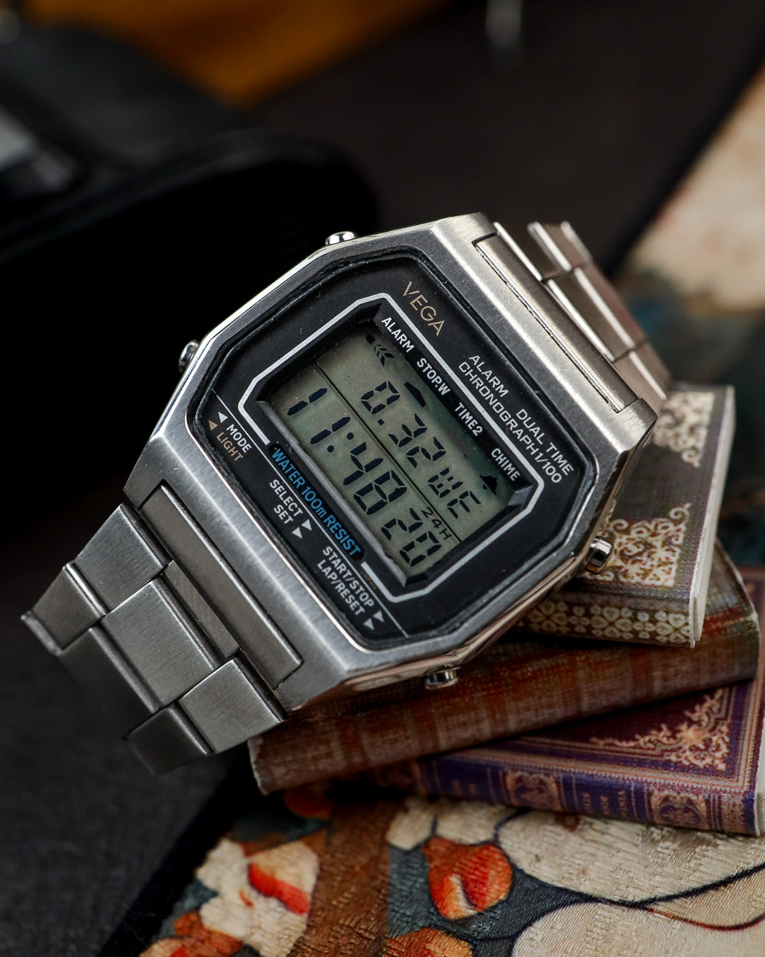 Citizen (Vega / Adec) - Retro Digital Chronograph - 9508-391764