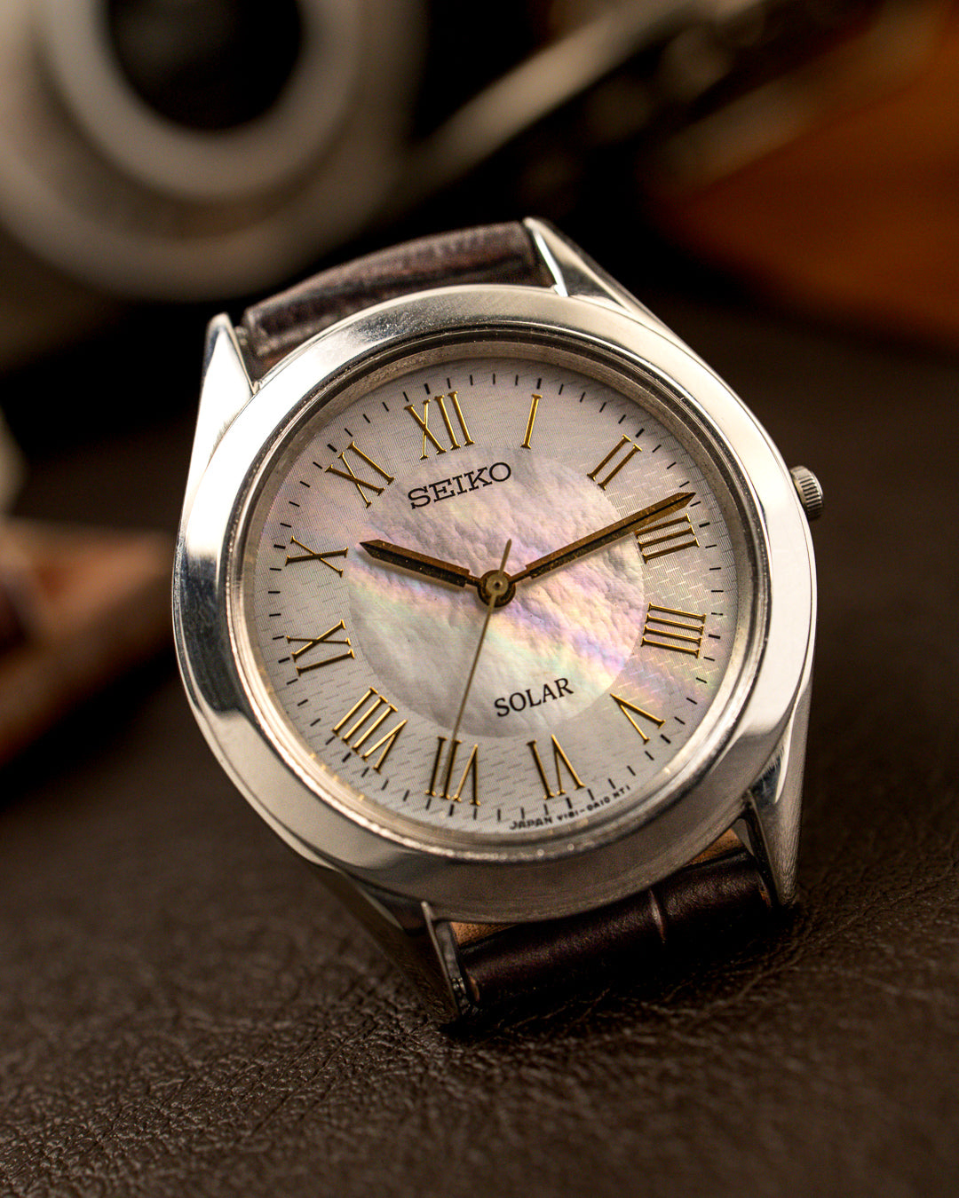 Seiko - Solar Mother of Pearl Roman Dial - V181-0A10