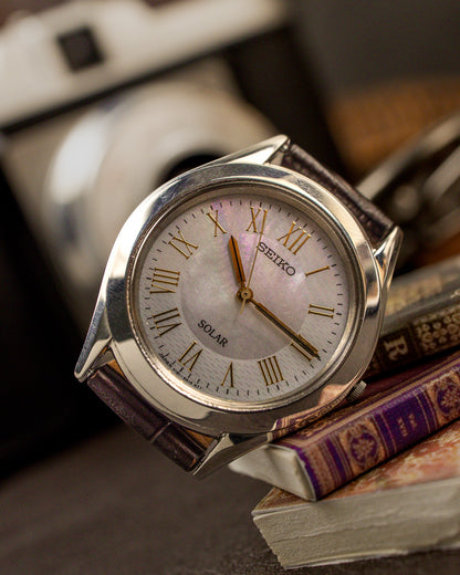 Seiko - Solar Mother of Pearl Roman Dial - V181-0A10