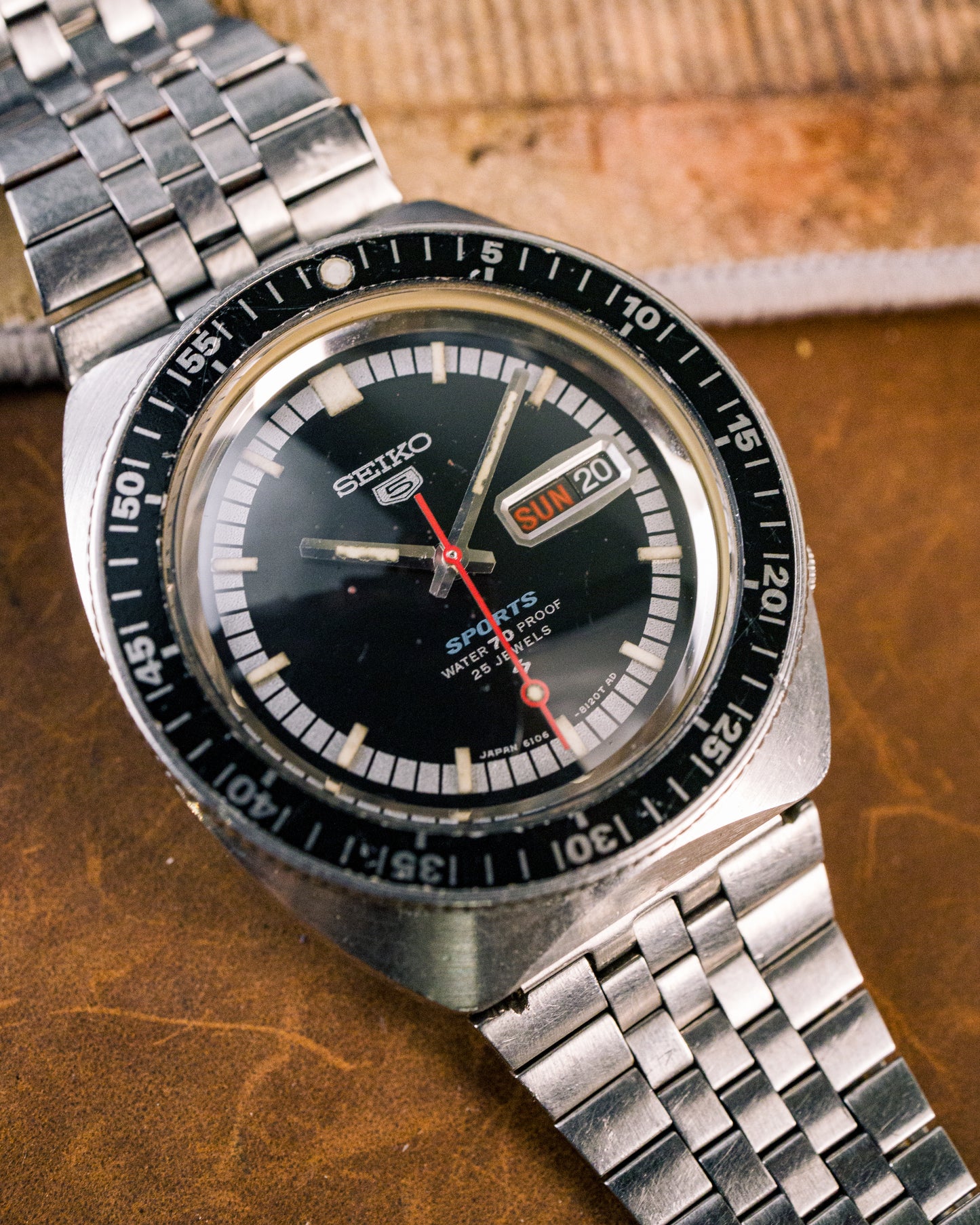 Seiko - 5 Sports Diver - 6106-8120