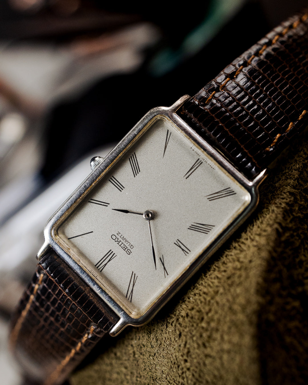 Seiko - Classic Roman Dial Tank - 5E20-5B30