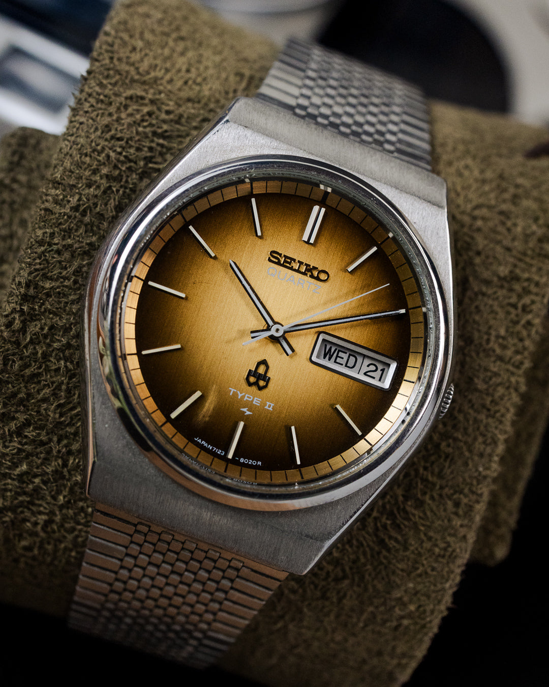 Seiko - Type II Smoked Amber Fumé Dial - 7123-8010