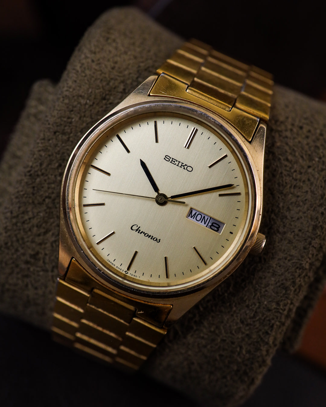 Seiko - Chronos Silver-Champagne Brushed Dial Tsunami Caseback - 5H23-7040