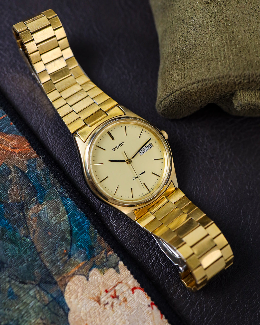 Seiko - Chronos Silver-Champagne Brushed Dial Tsunami Caseback - 5H23-7040