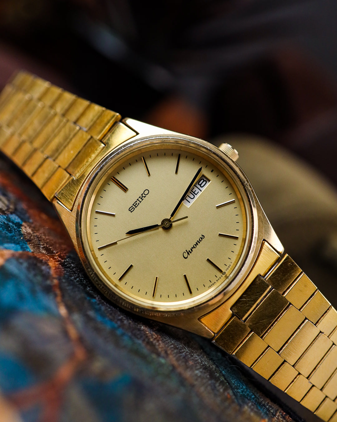 Seiko - Chronos Silver-Champagne Brushed Dial Tsunami Caseback - 5H23-7040