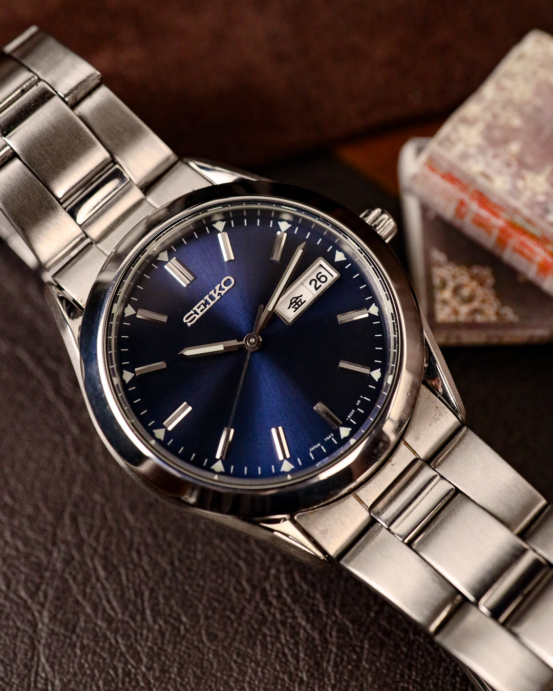Seiko - Midnight Sunburst Blue Explorer Dial - 7N43-9080