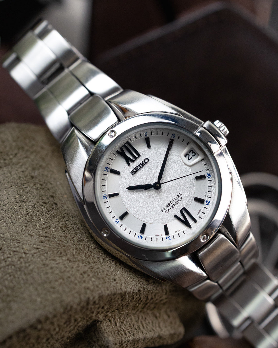 Seiko - Perpetual Calendar Frost Dial - 8F32-0050