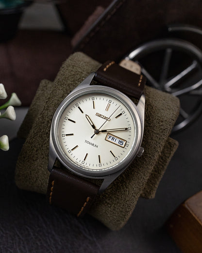 Seiko - Titanium Field Cream Dial - 7N43-9100