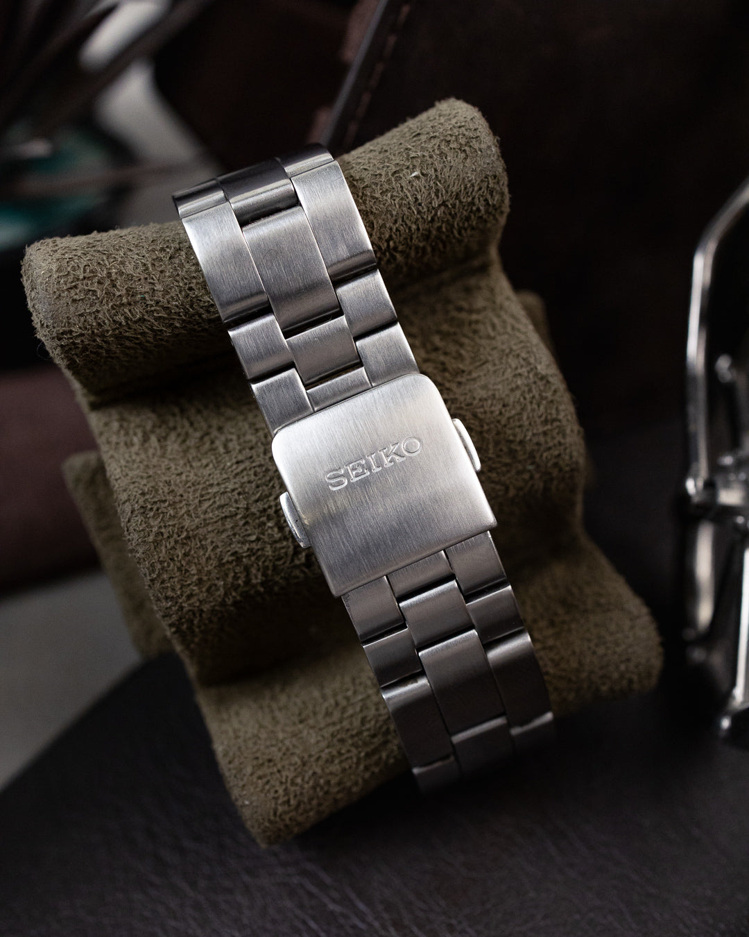 Seiko - Landrek / Perpetual Calendar GMT Steel Bezel - 8F56-0050