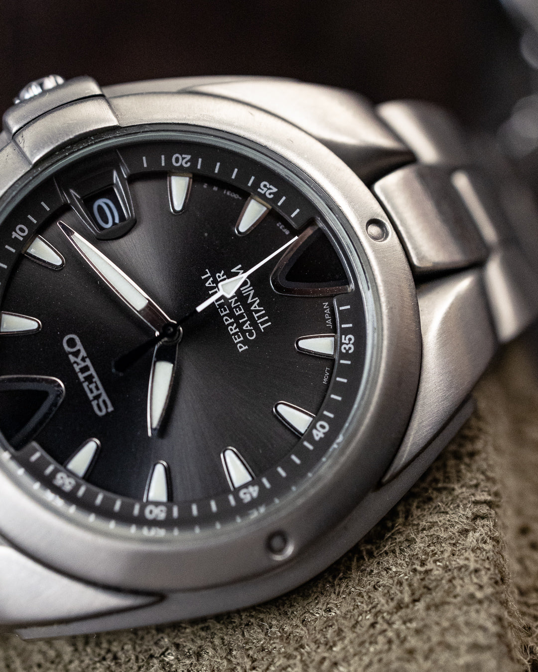 Seiko - Perpetual Calendar Titanium "Alien" - 8F32-0030