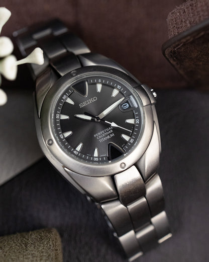 Seiko - Perpetual Calendar Titanium "Alien" - 8F32-0030