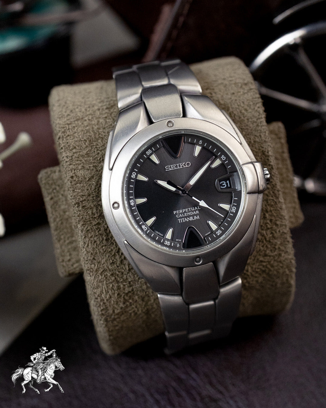 Seiko - Perpetual Calendar Titanium "Alien" Tsunami Medallion - 8F32-0049