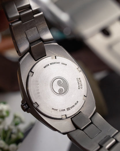 Seiko - Perpetual Calendar Titanium "Alien" Tsunami Medallion - 8F32-0049