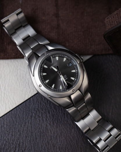 Seiko - Perpetual Calendar Titanium "Alien" Tsunami Medallion - 8F32-0049