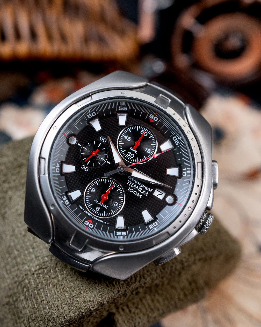 Seiko - Titanium Alarm Chronograph Grid Dial - 7T62-0FB0
