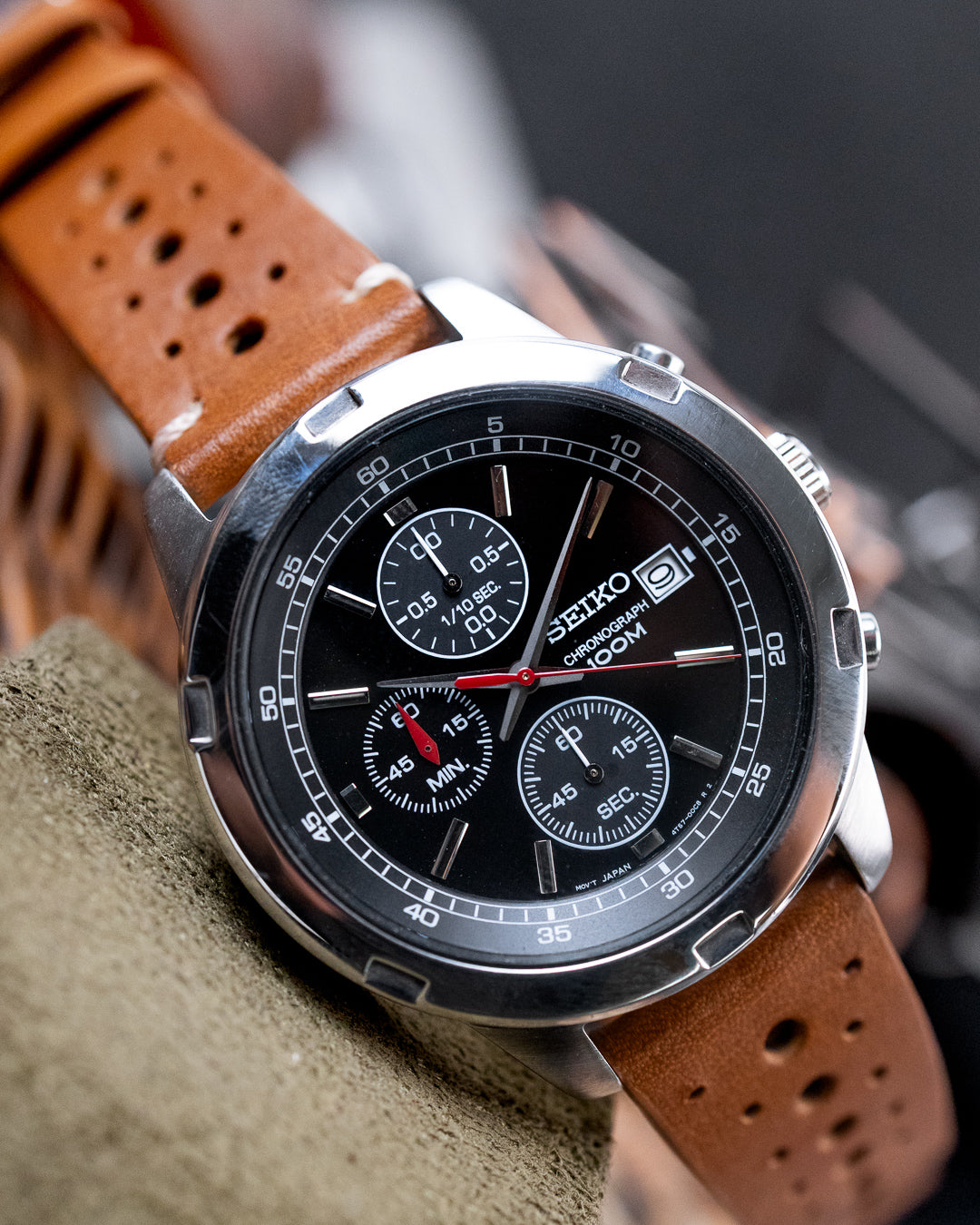 Seiko - Precision 1/10th-Sec Chronograph Stepped Bezel - 4T57-00B0