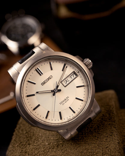 Seiko - Titanium Silver Dial Day-Date - 7N43-7B80