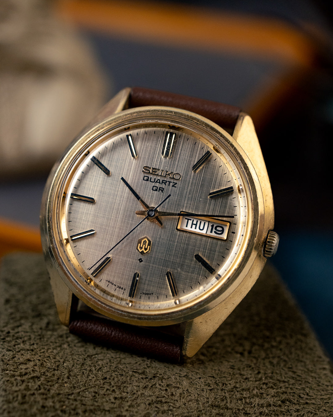 Seiko - Early Quartz QR Golden Linen Dial - 3863-7001