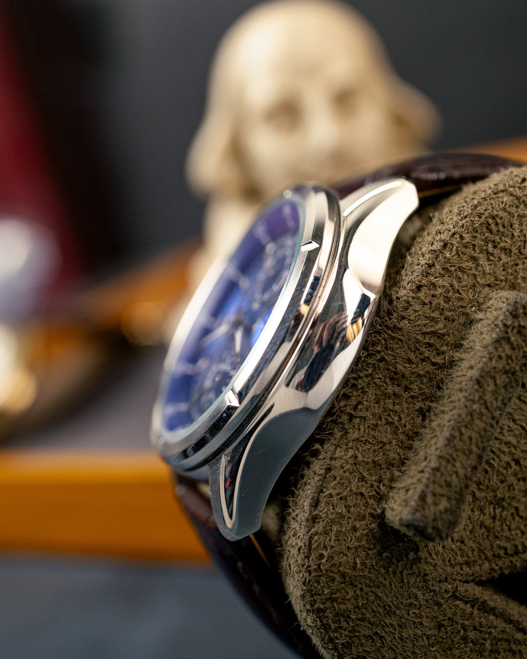 Seiko Wired - Solar Chronograph Sunburst Royal Blue - V176-0AE0