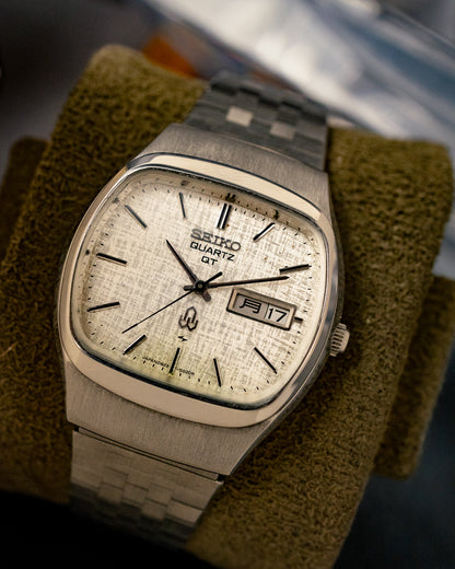 Seiko - Quartz QT Crosshatch Linen Dial Cushion Tank - 0823-5020