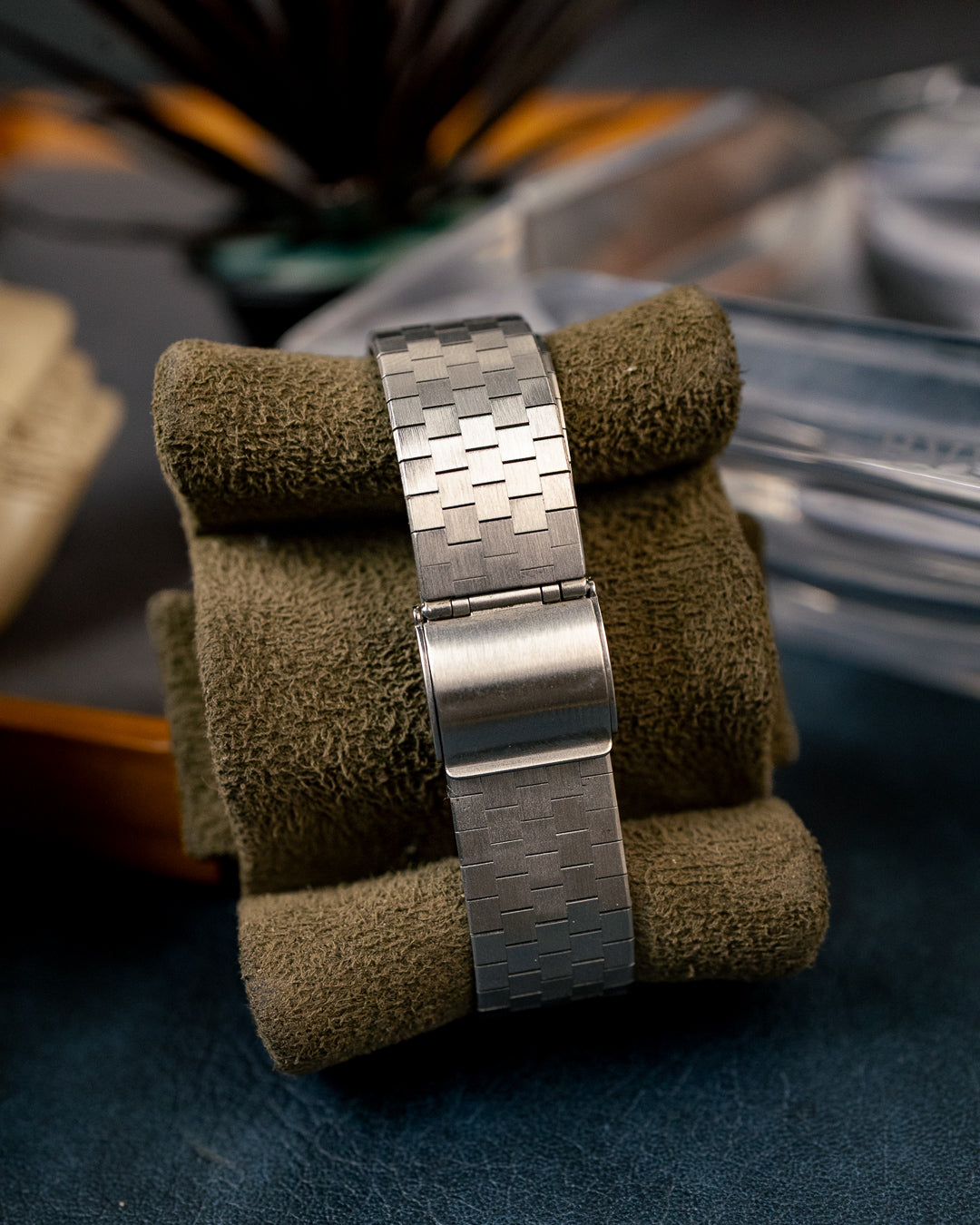 Seiko - Quartz QT Crosshatch Linen Dial Cushion Tank - 0823-5020