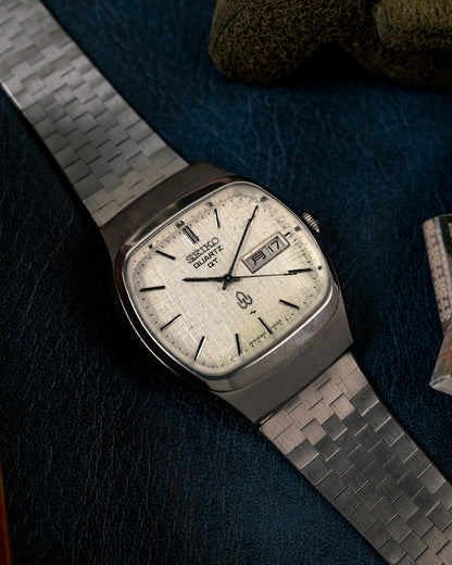 Seiko - Quartz QT Crosshatch Linen Dial Cushion Tank - 0823-5020