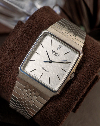 Seiko - Chronos Frosted Silver Washi Dial Integrated Tank - 9021-5170