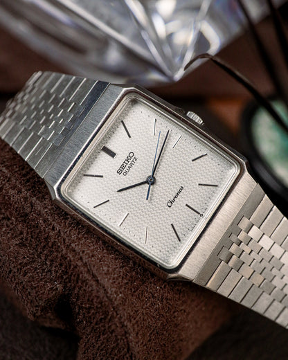 Seiko - Chronos Frosted Silver Washi Dial Integrated Tank - 9021-5170